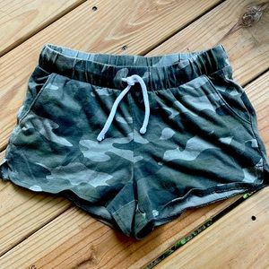 Camo shorts | 10-12